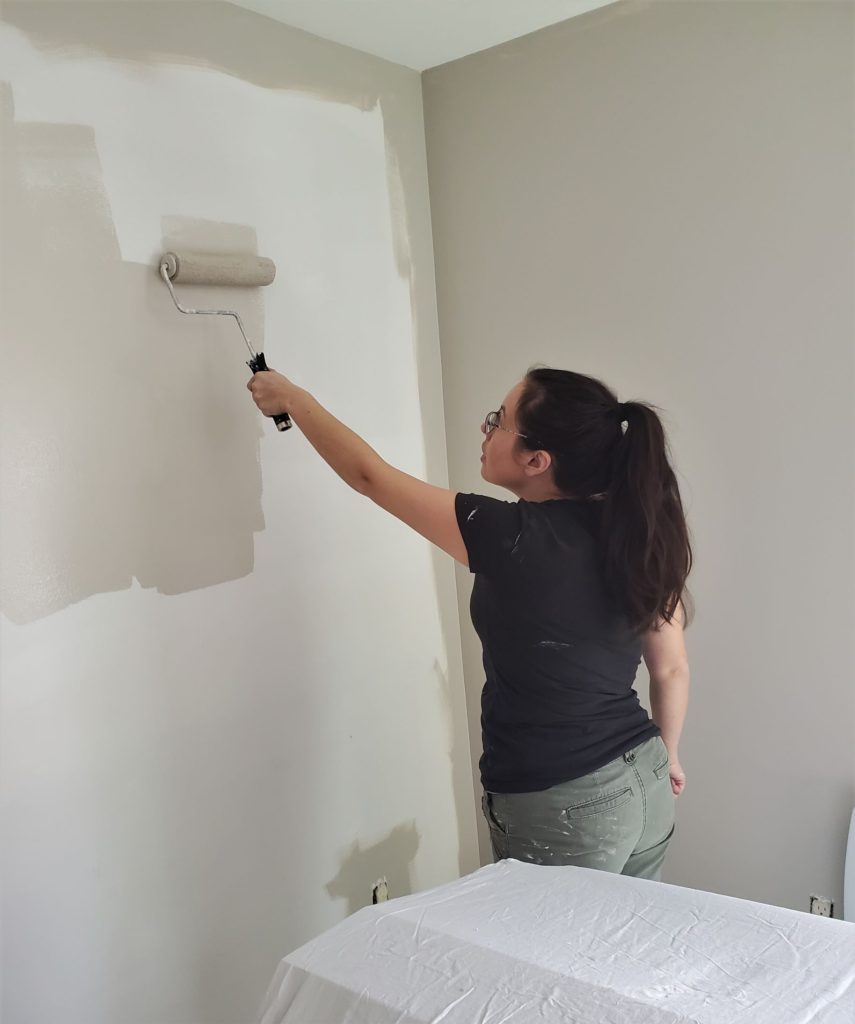 Avoiding decor overwhelm by painting on room